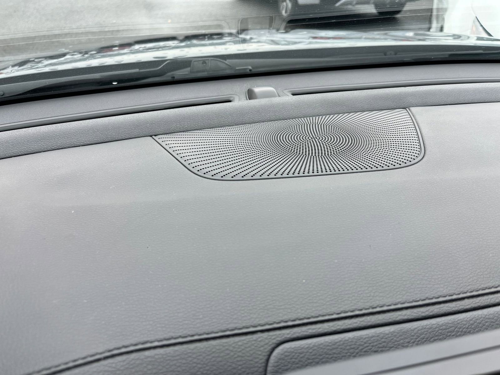 Thumbnail: 2024 Kia Forte - 17