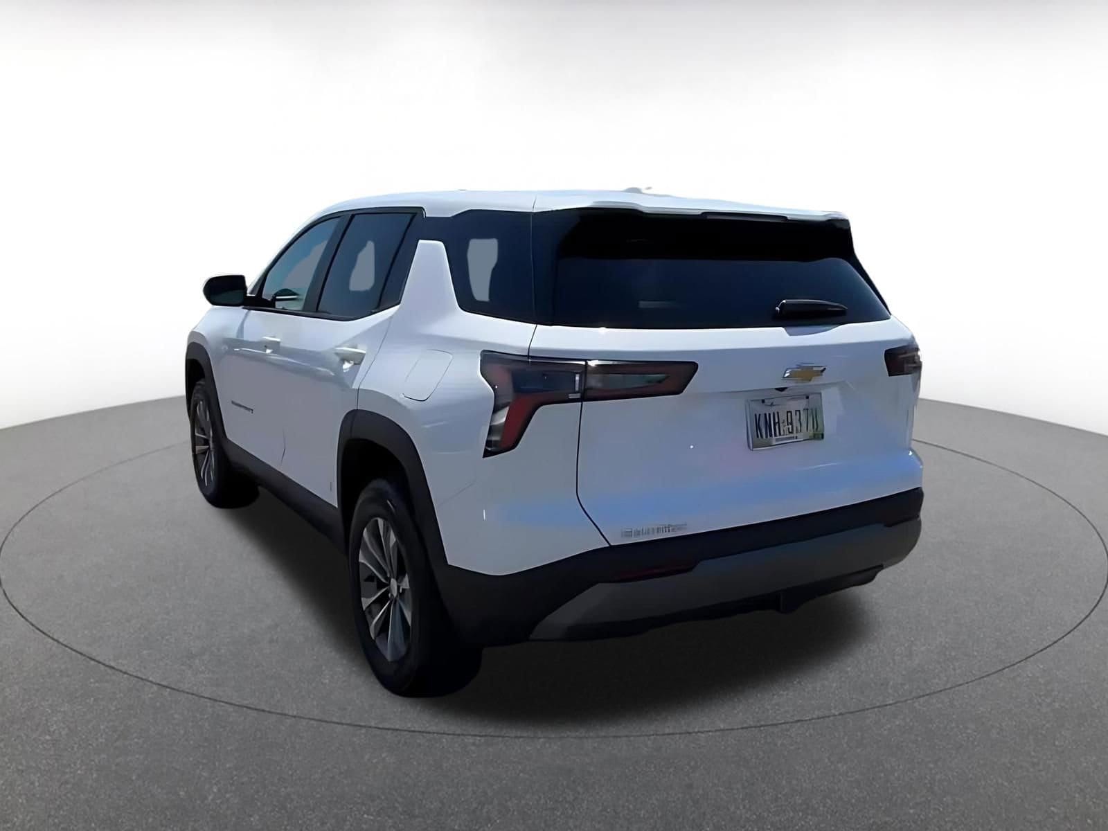 Thumbnail: 2025 Chevrolet Equinox - 11