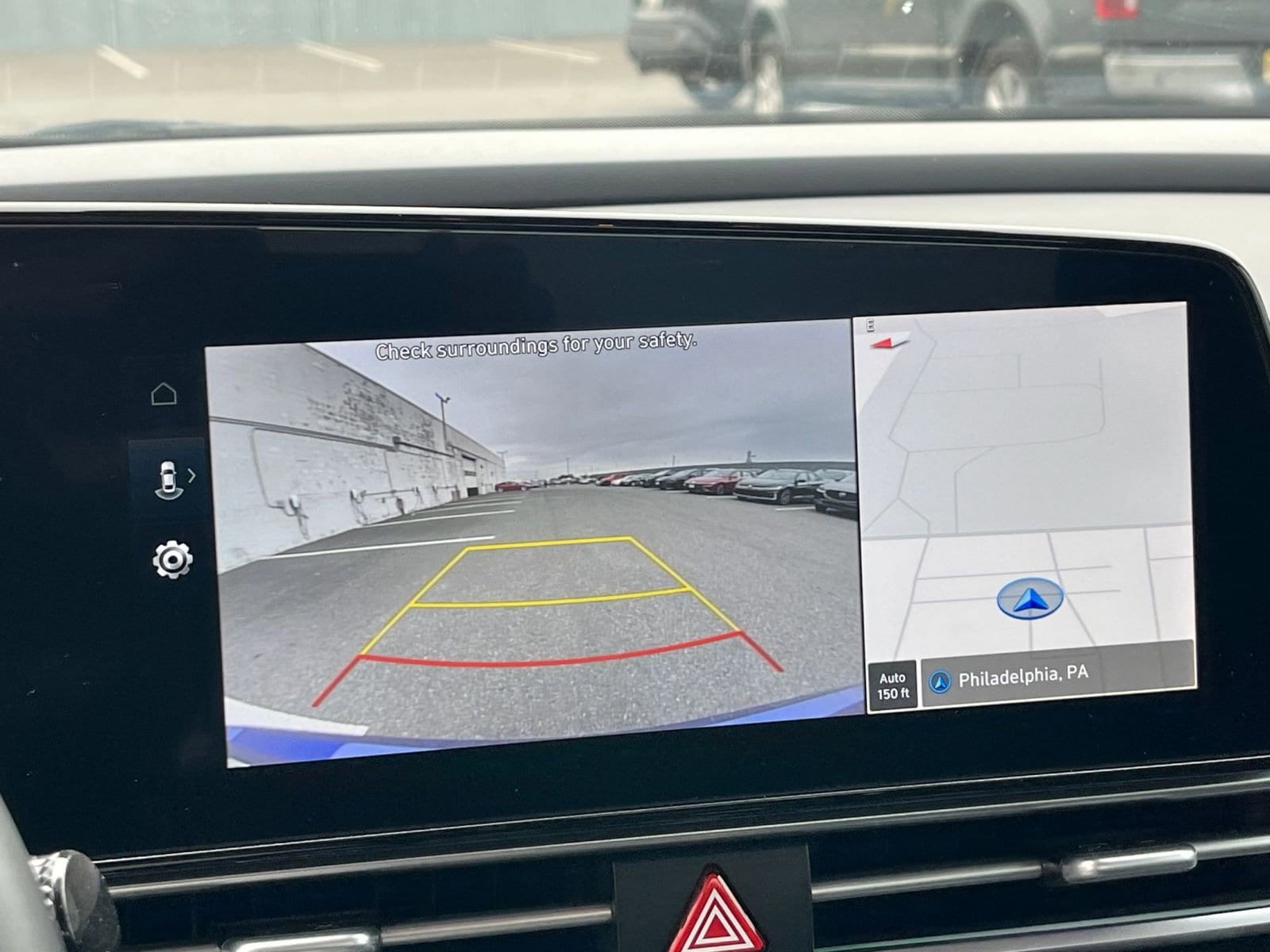 Thumbnail: 2025 Hyundai Elantra - 18