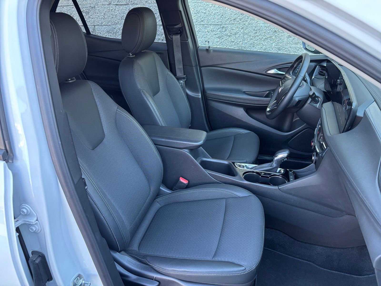 Thumbnail: 2025 Buick Encore GX - 28