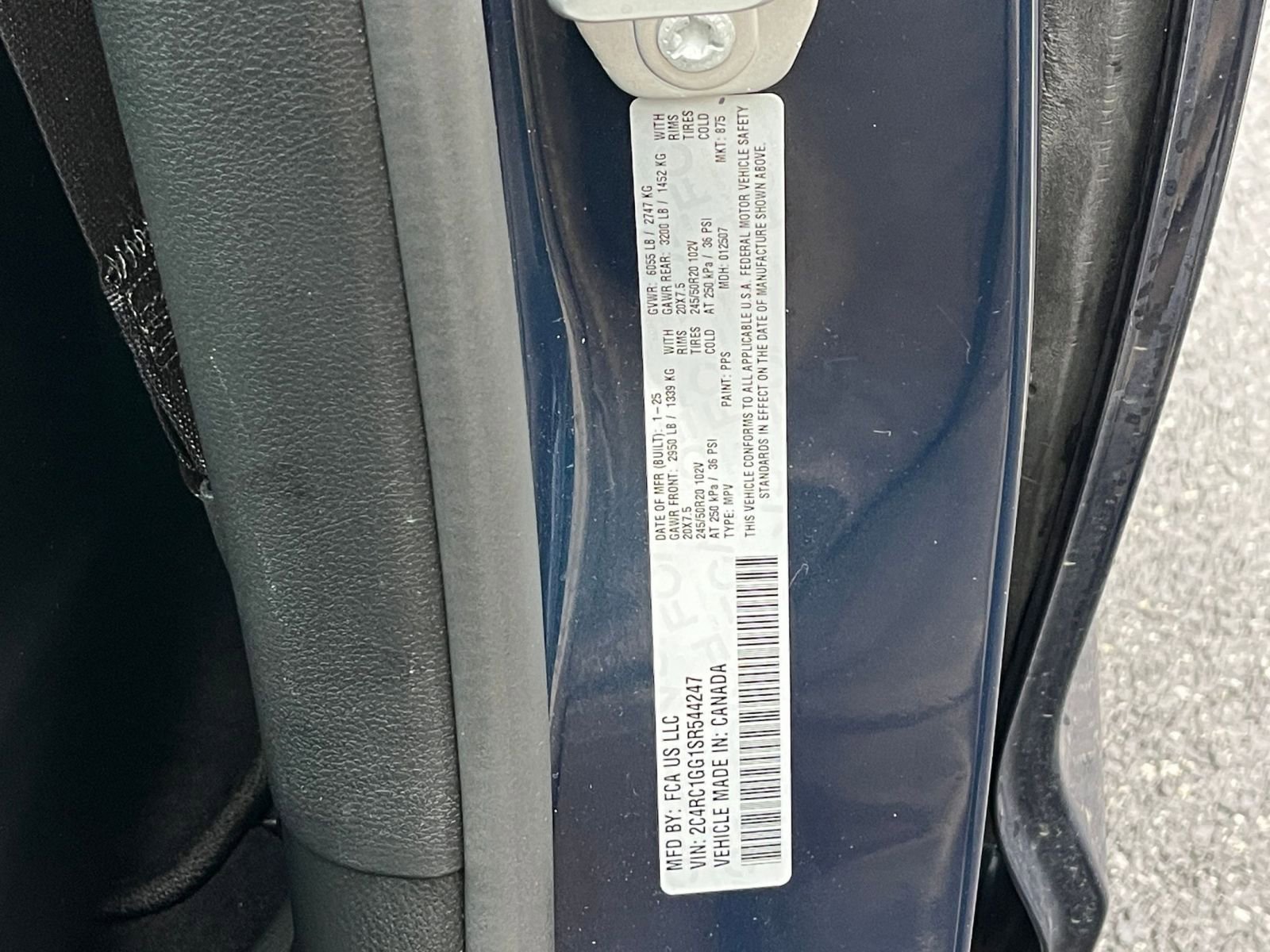 Thumbnail: 2025 Chrysler Pacifica - 33