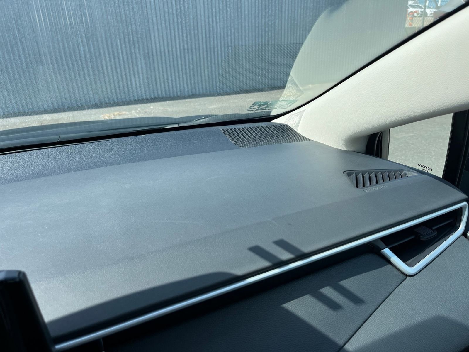 Thumbnail: 2025 Toyota Corolla - 34