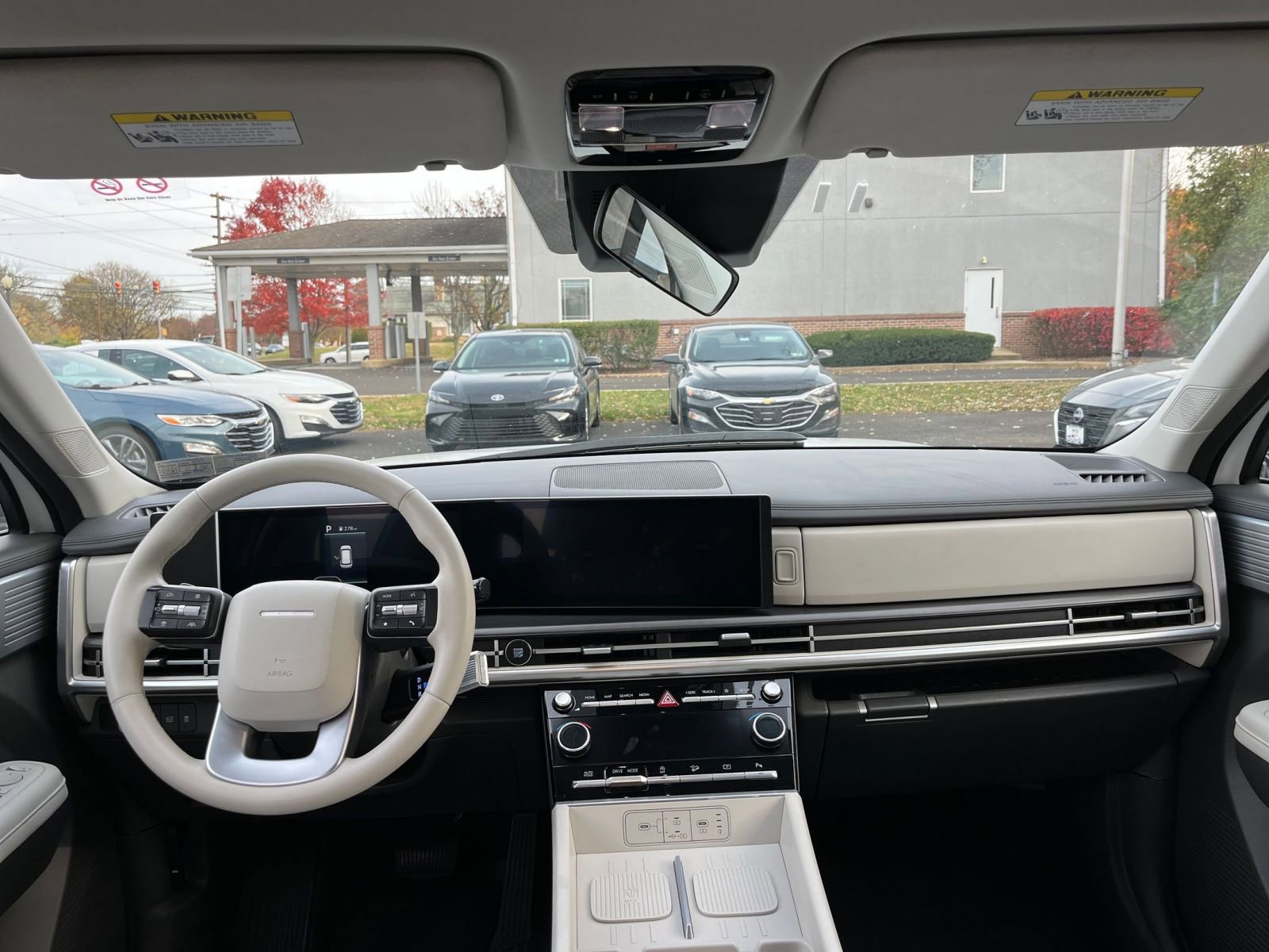 Thumbnail: 2025 Hyundai Santa Fe - 32