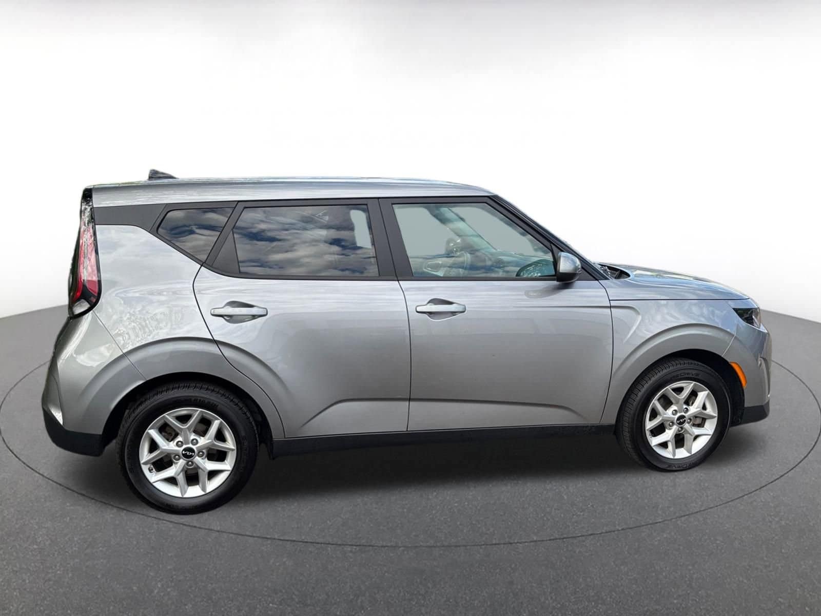 Thumbnail: 2024 Kia Soul - 15