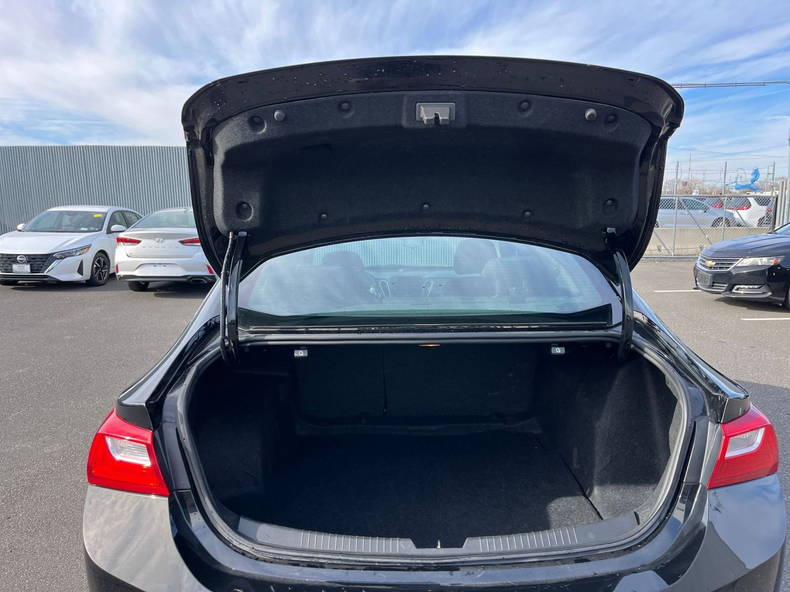 Thumbnail: 2024 Chevrolet Malibu - 31