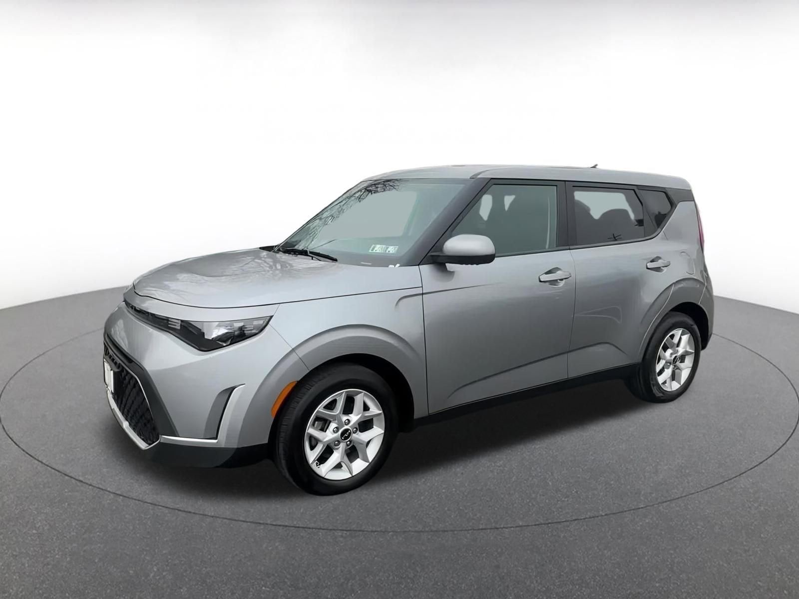 2023 Kia Soul LX 7