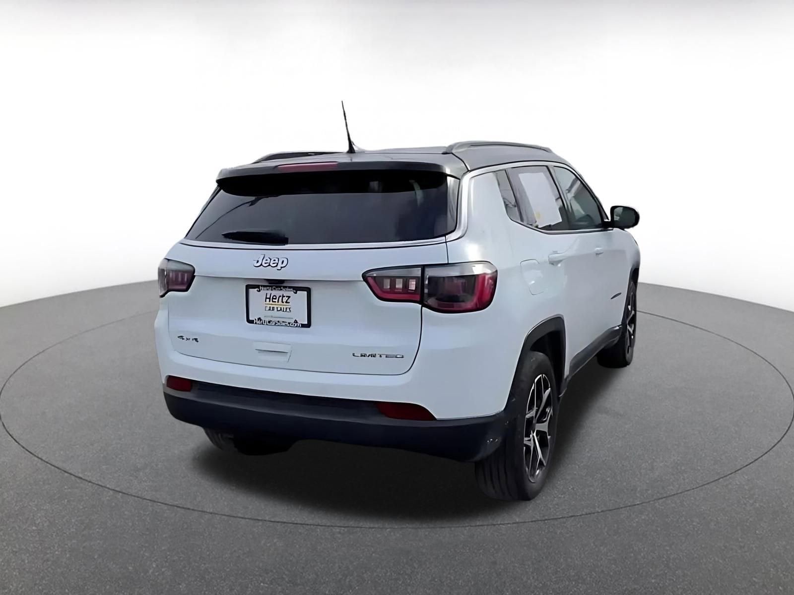 Thumbnail: 2025 Jeep Compass - 14