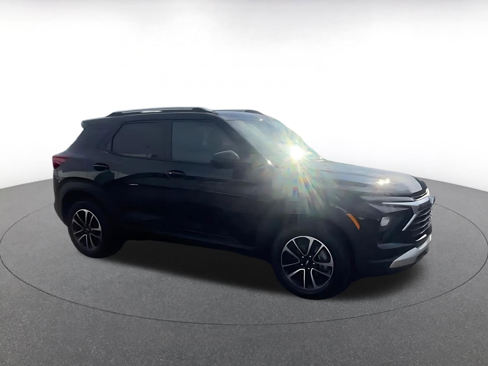 Thumbnail: 2025 Chevrolet TrailBlazer - 2