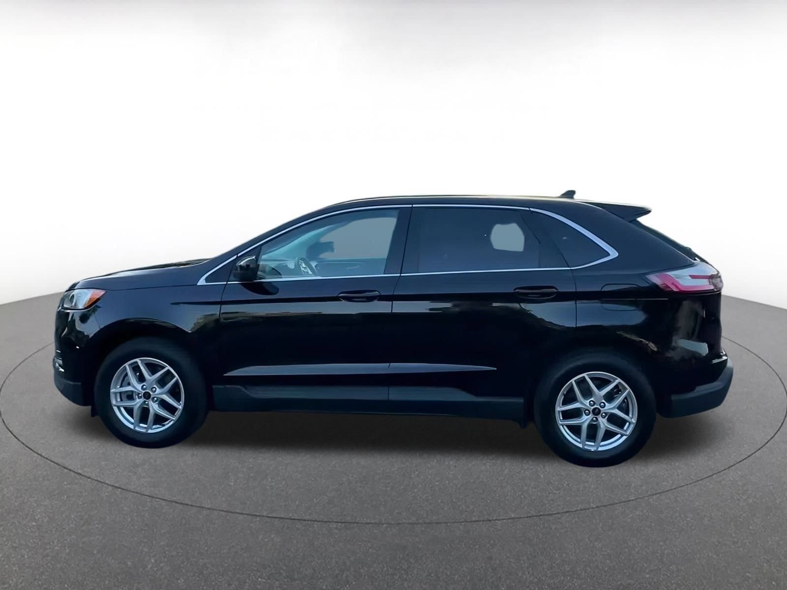 Thumbnail: 2024 Ford Edge - 11