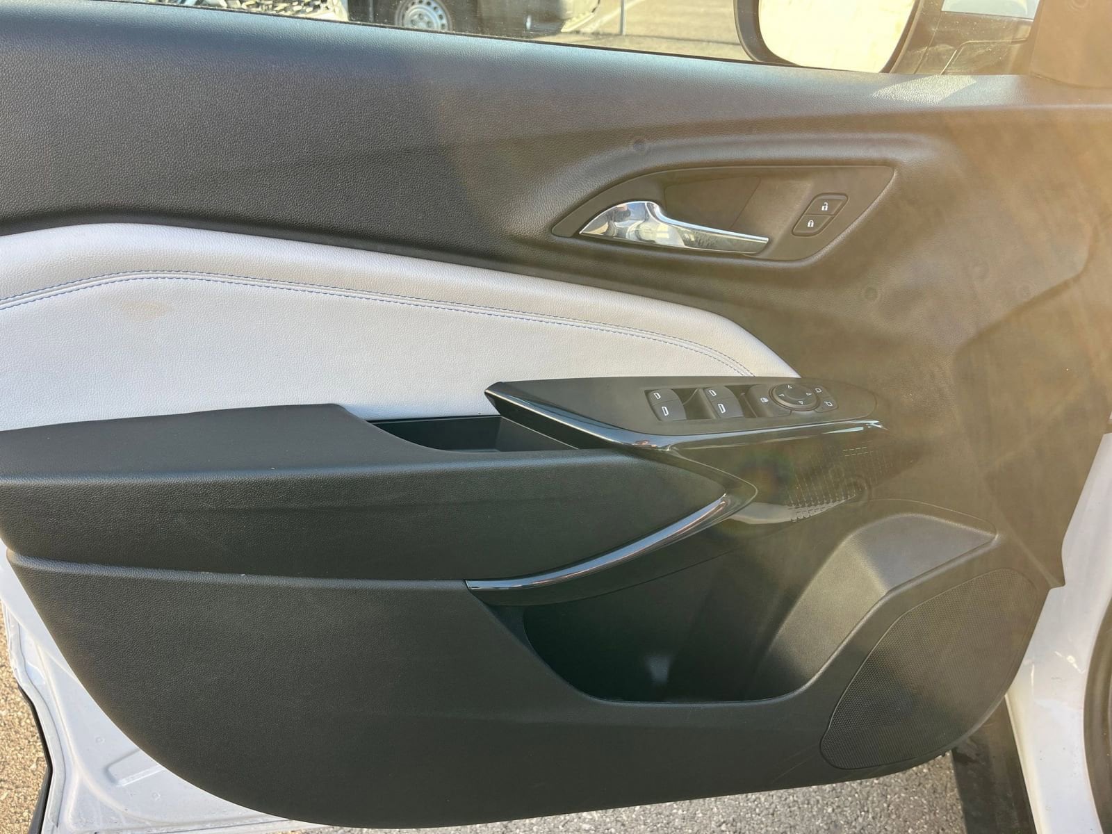 Thumbnail: 2025 Chevrolet Trax - 20