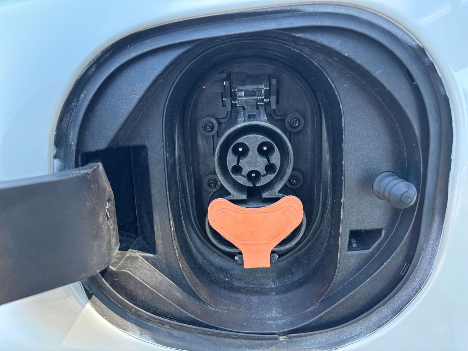 Thumbnail: 2023 Chevrolet Bolt EV - 23