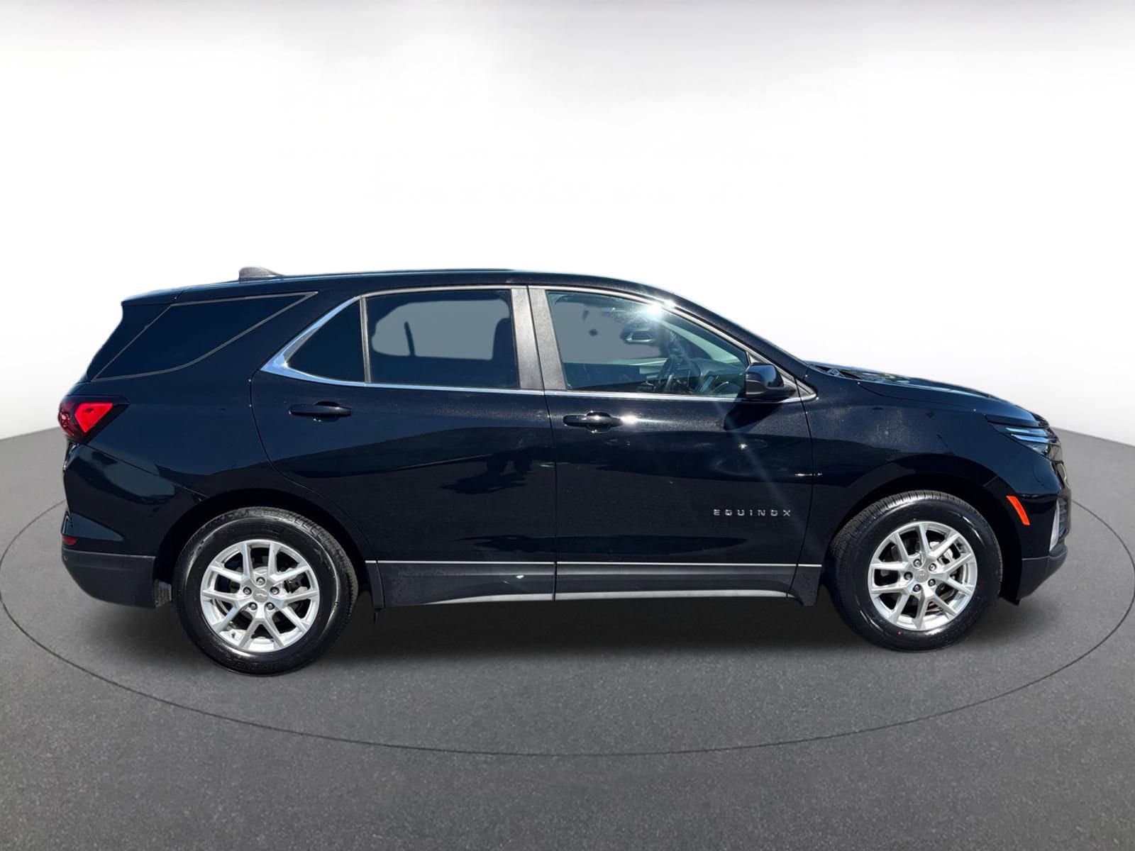 Thumbnail: 2024 Chevrolet Equinox - 13