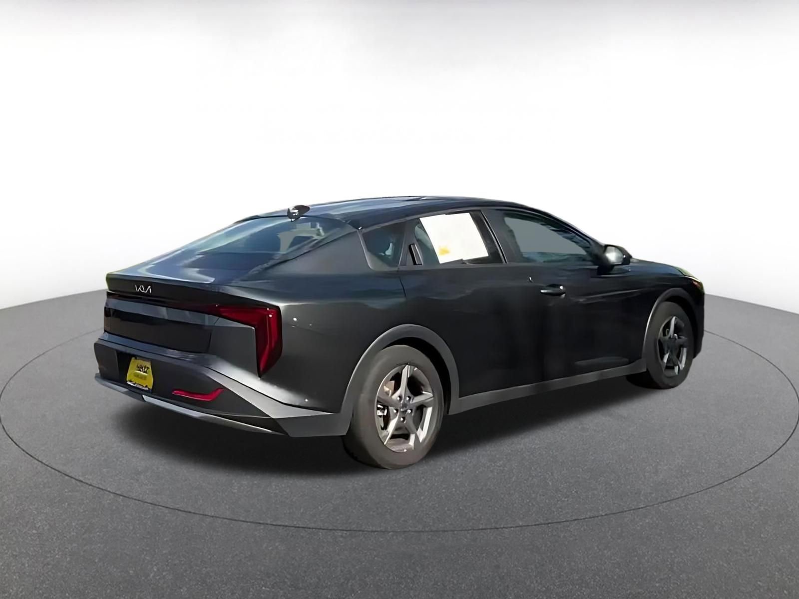 Thumbnail: 2025 Kia K4 - 14