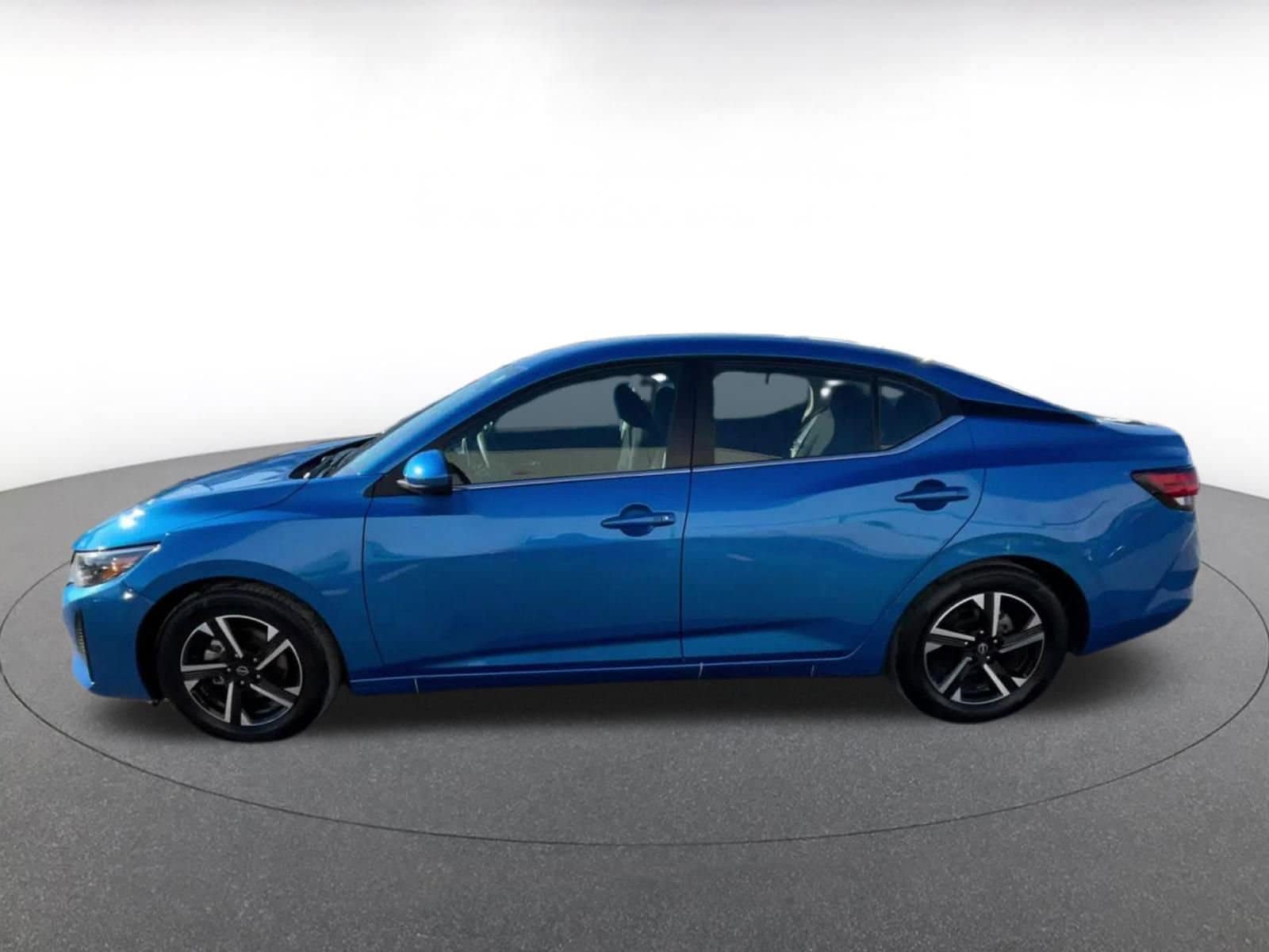 Thumbnail: 2025 Nissan Sentra - 9