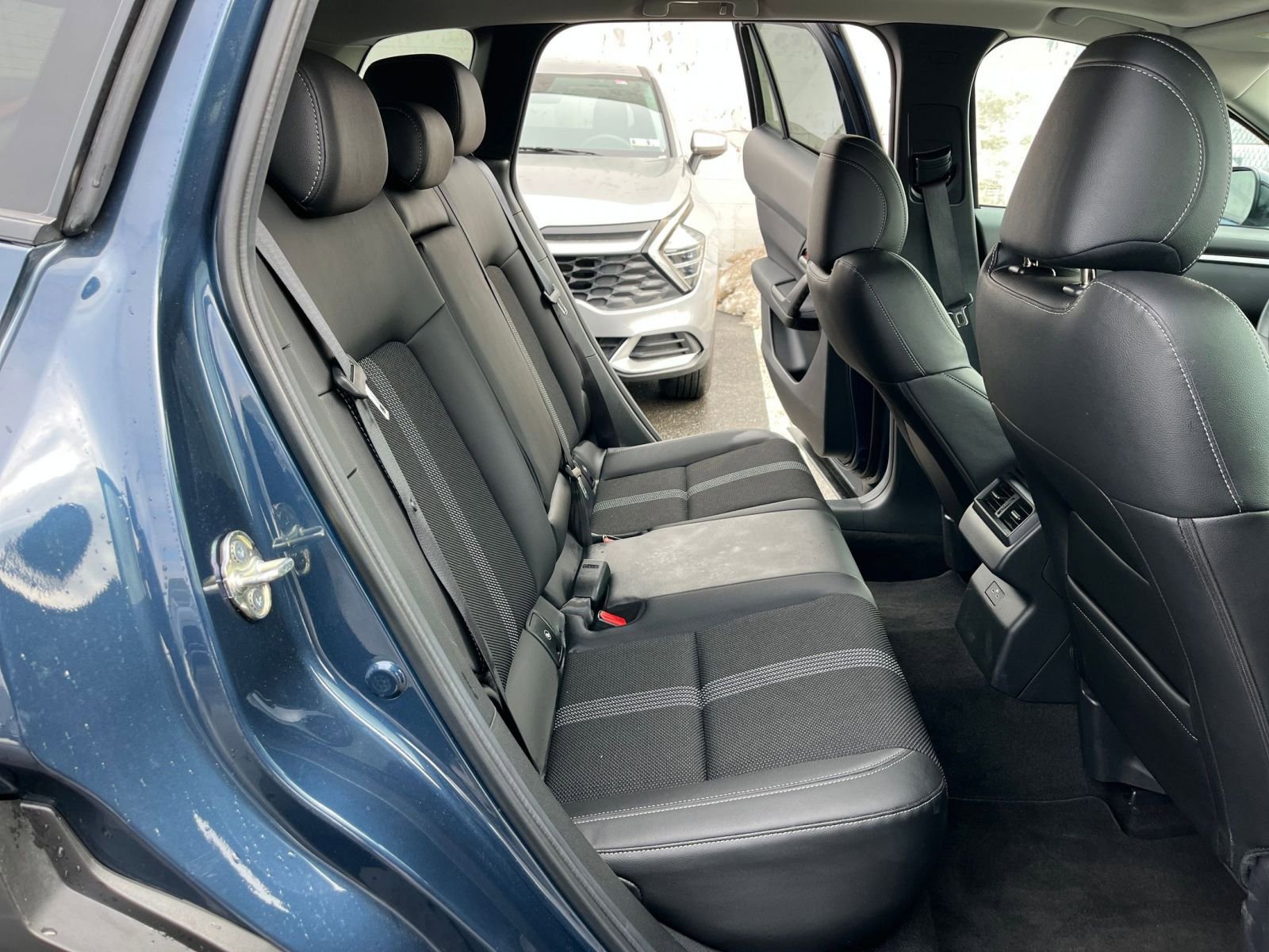 Thumbnail: 2025 Mazda CX-50 - 27