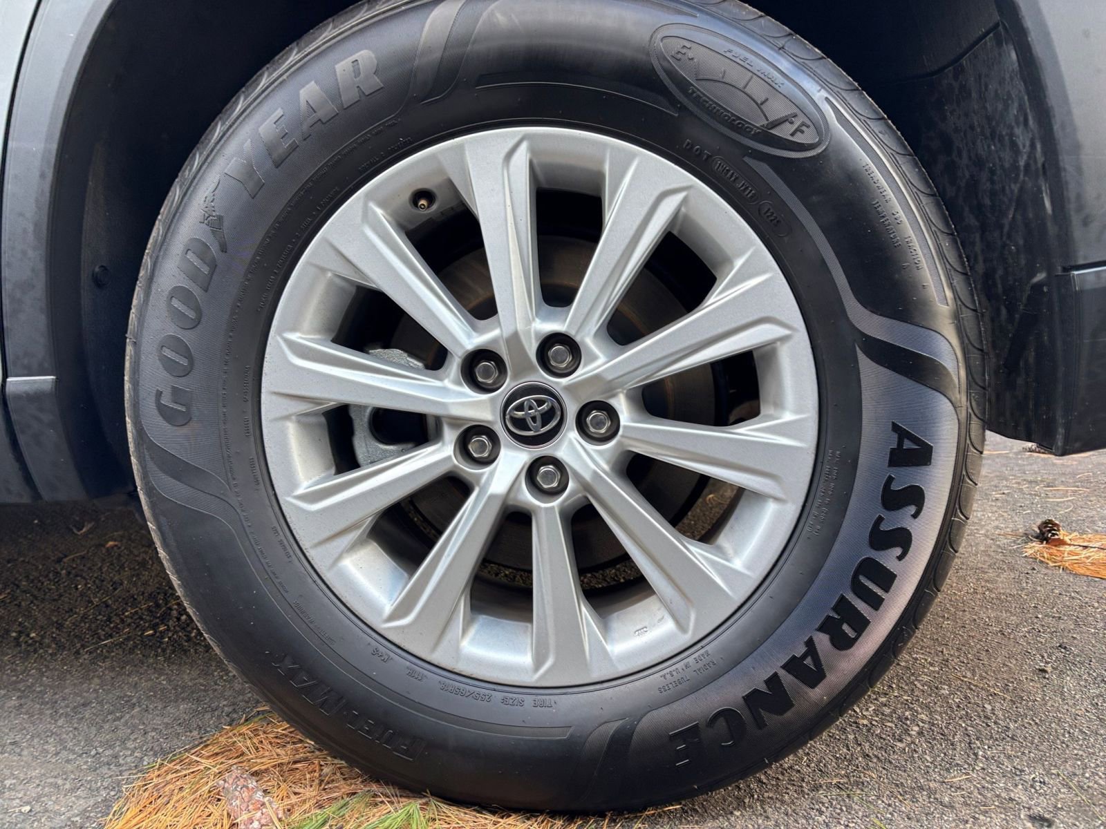 Thumbnail: 2025 Toyota Grand Highlander - 30