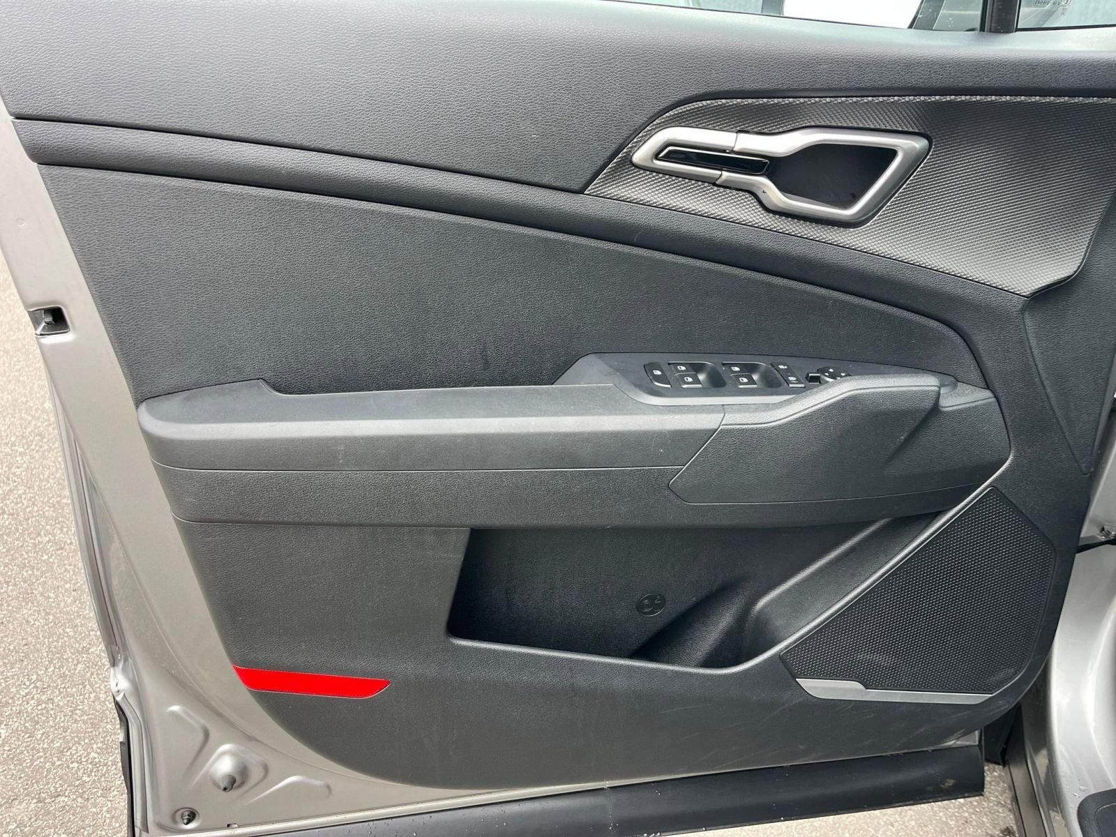 Thumbnail: 2025 Kia Sportage - 18