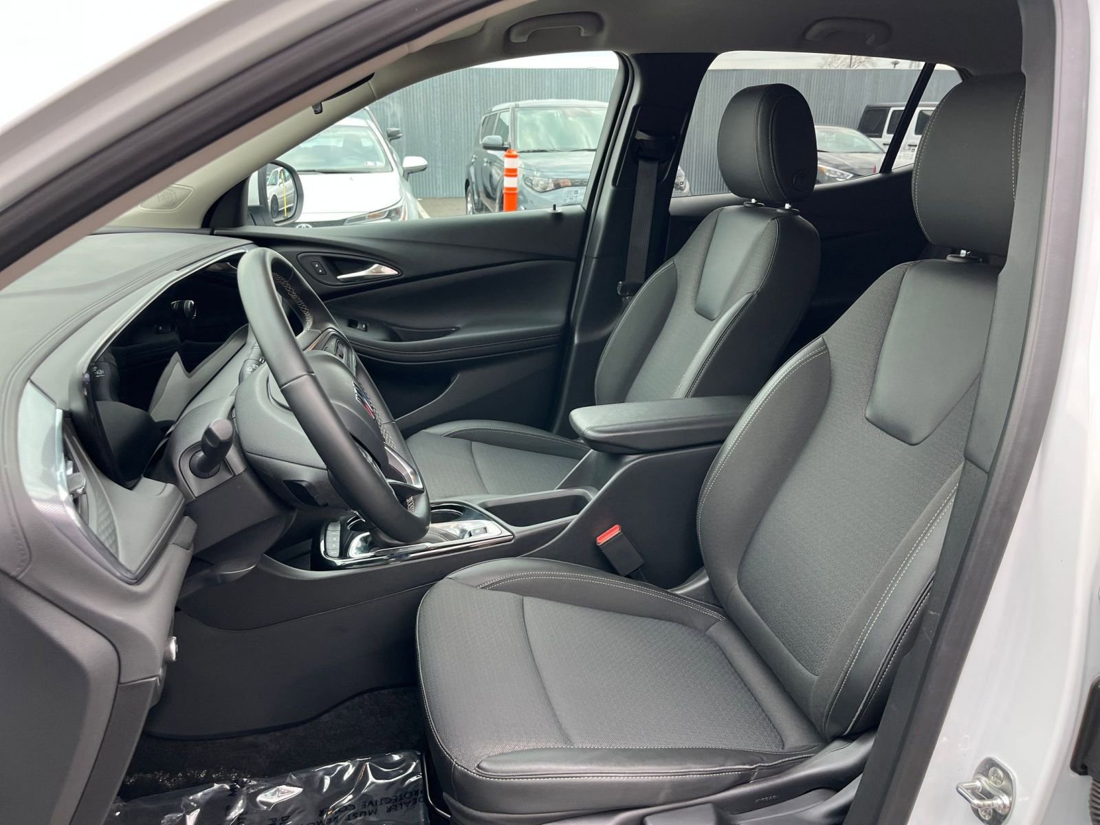 Thumbnail: 2025 Buick Encore GX - 35