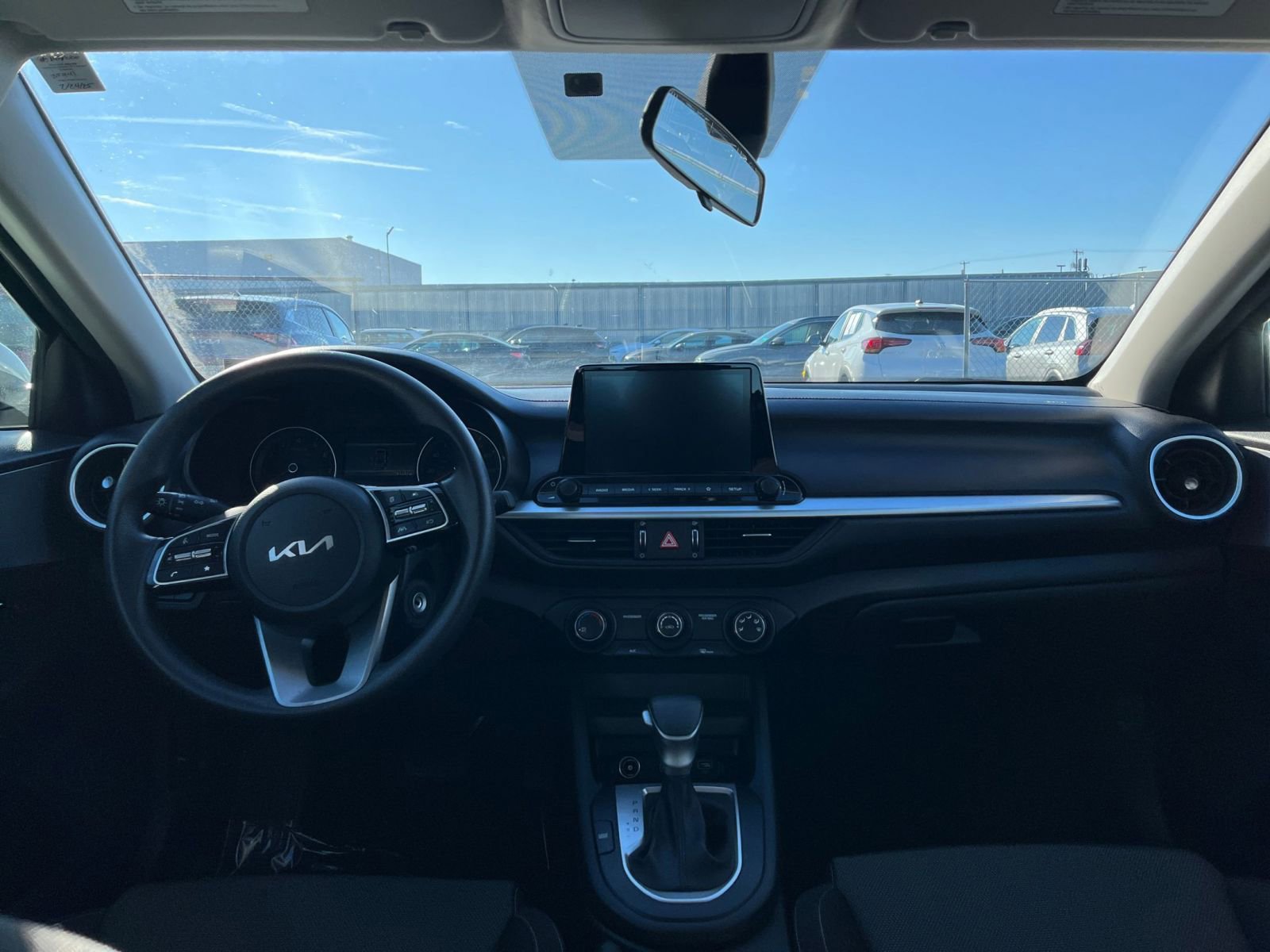 Thumbnail: 2024 Kia Forte - 31