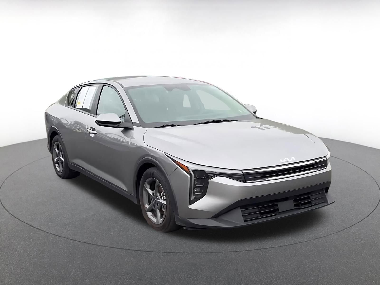 Thumbnail: 2025 Kia K4 - 3
