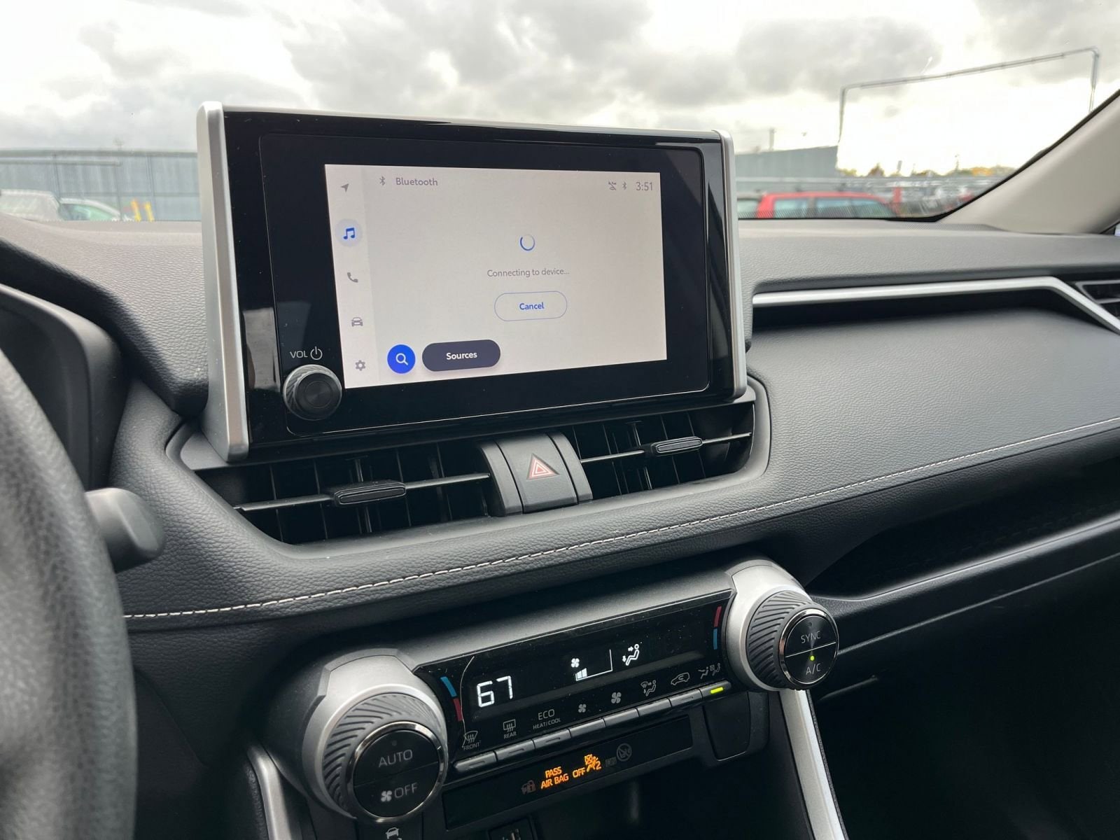 Thumbnail: 2025 Toyota RAV4 - 21