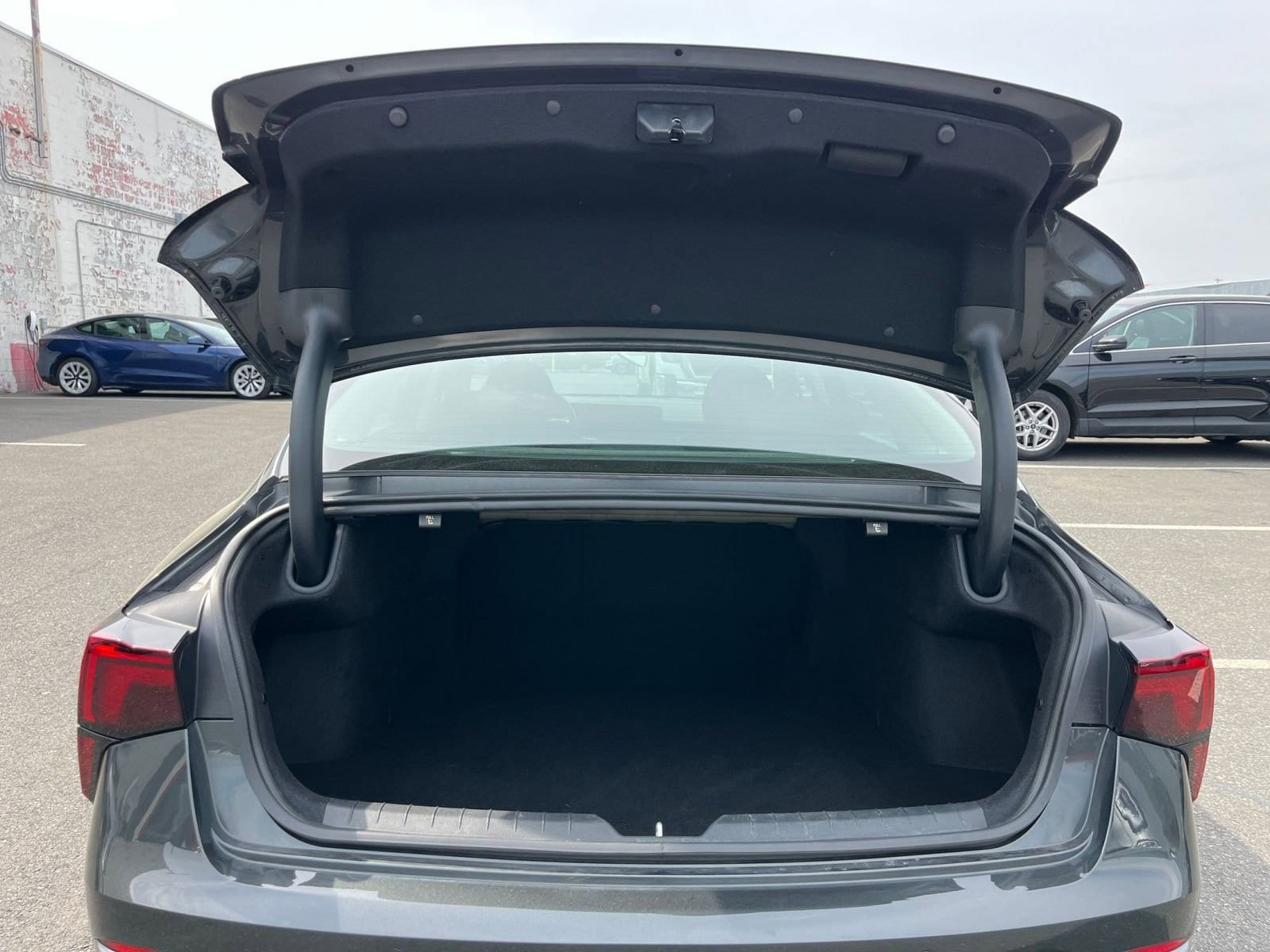 Thumbnail: 2025 Kia K5 - 31