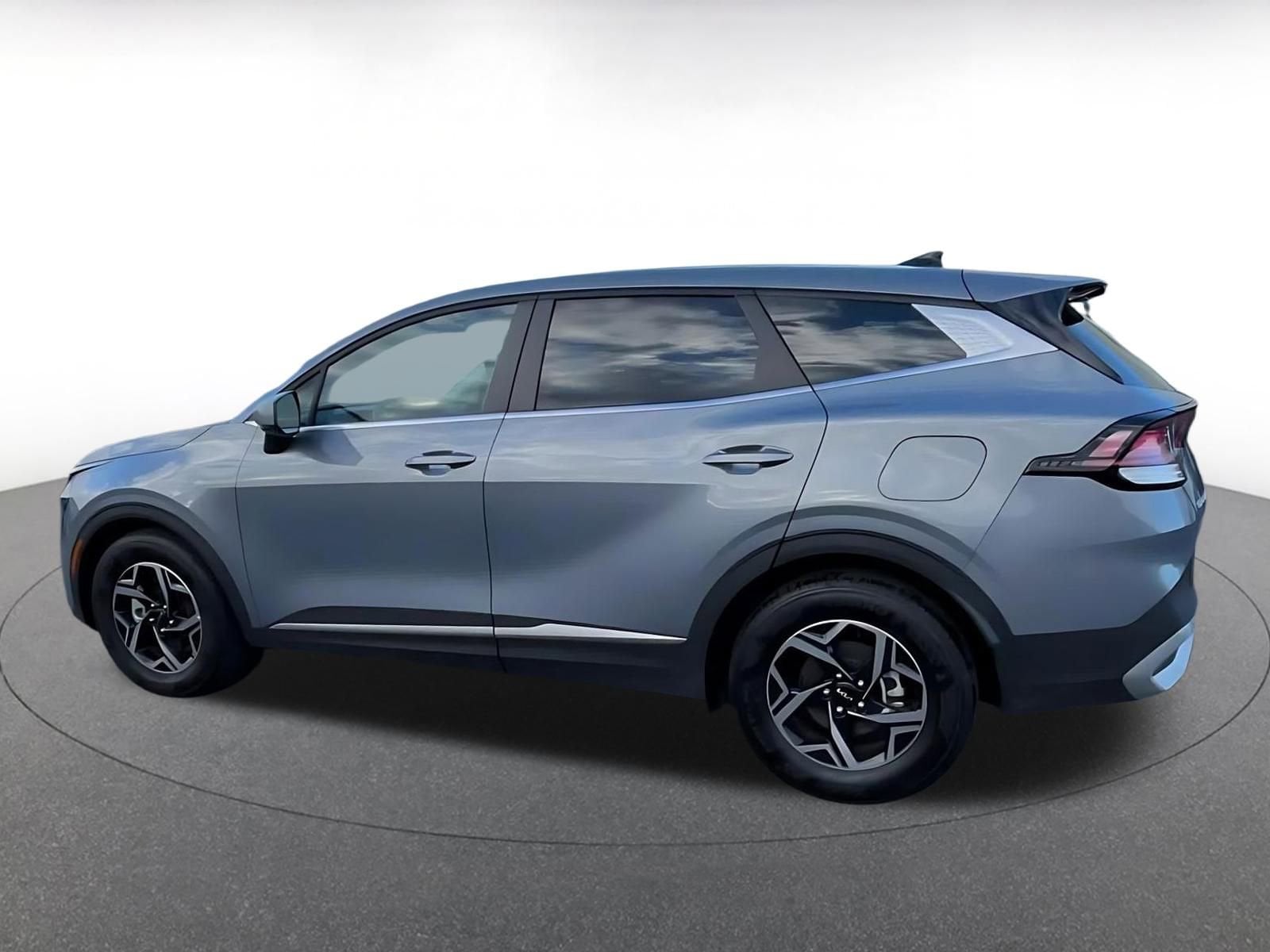 Thumbnail: 2025 Kia Sportage - 10