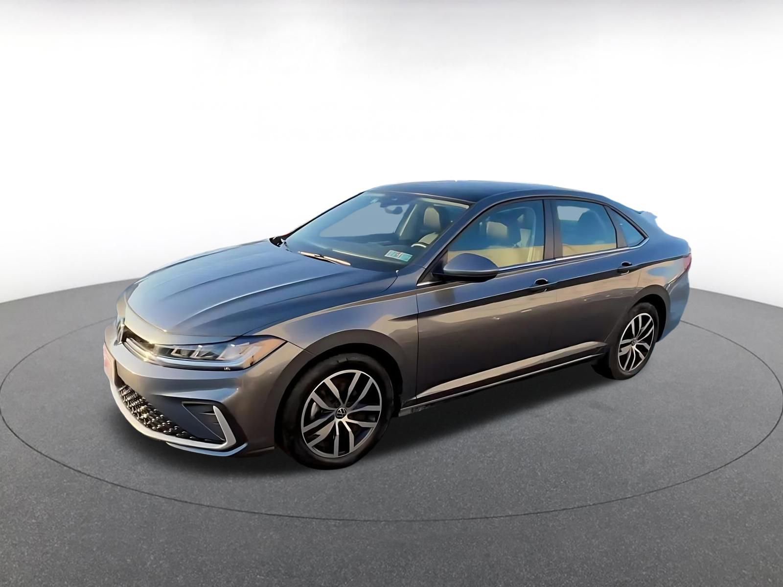 Thumbnail: 2025 Volkswagen Jetta - 8