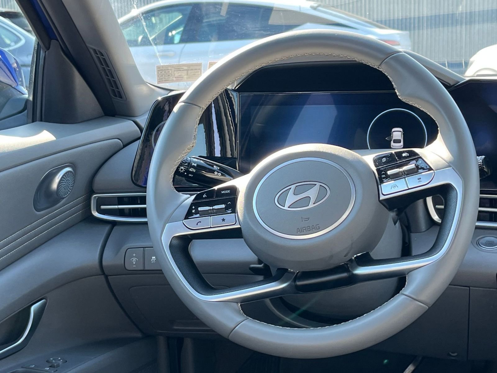 Thumbnail: 2025 Hyundai Elantra - 28