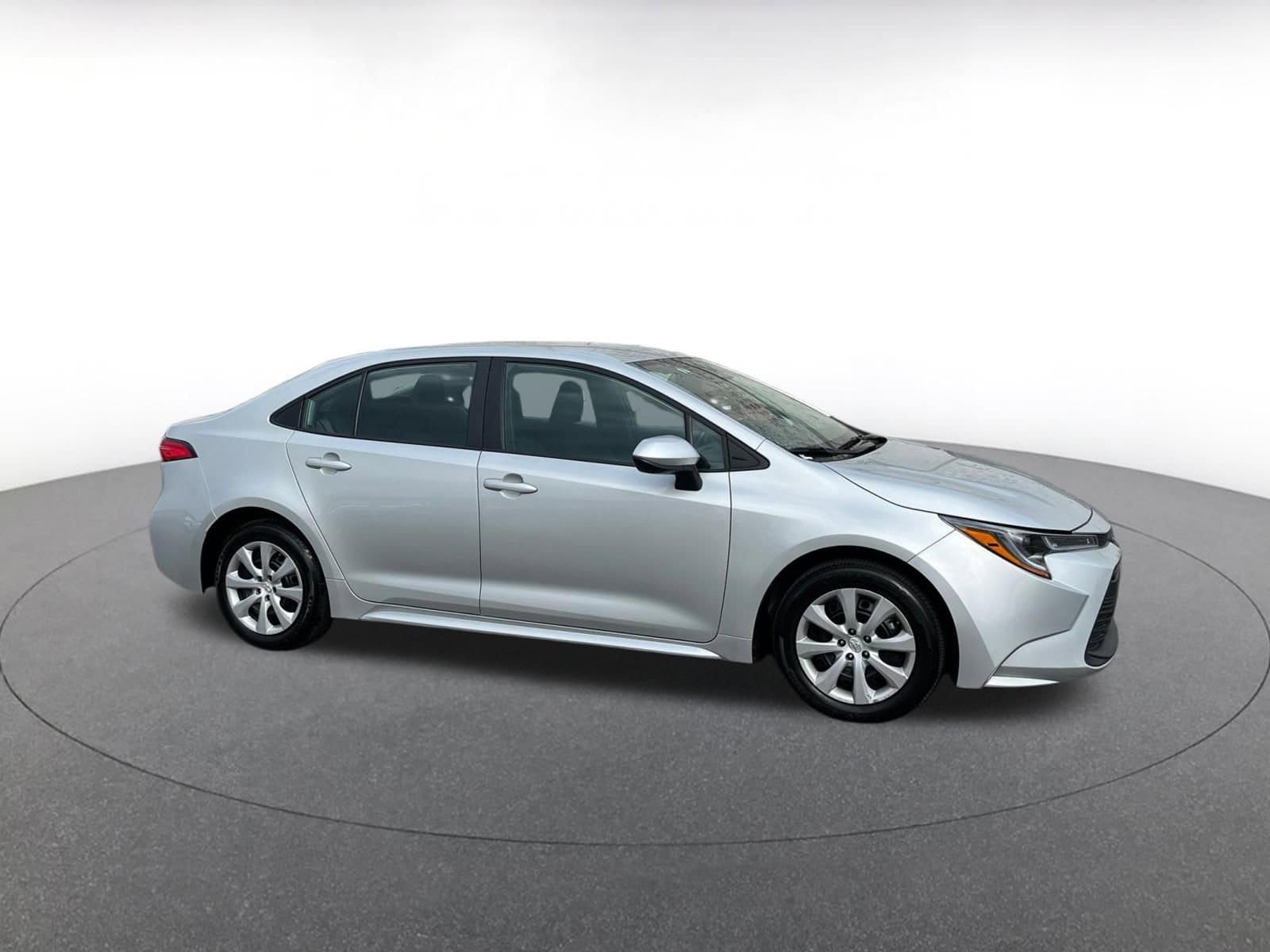 Thumbnail: 2025 Toyota Corolla - 1