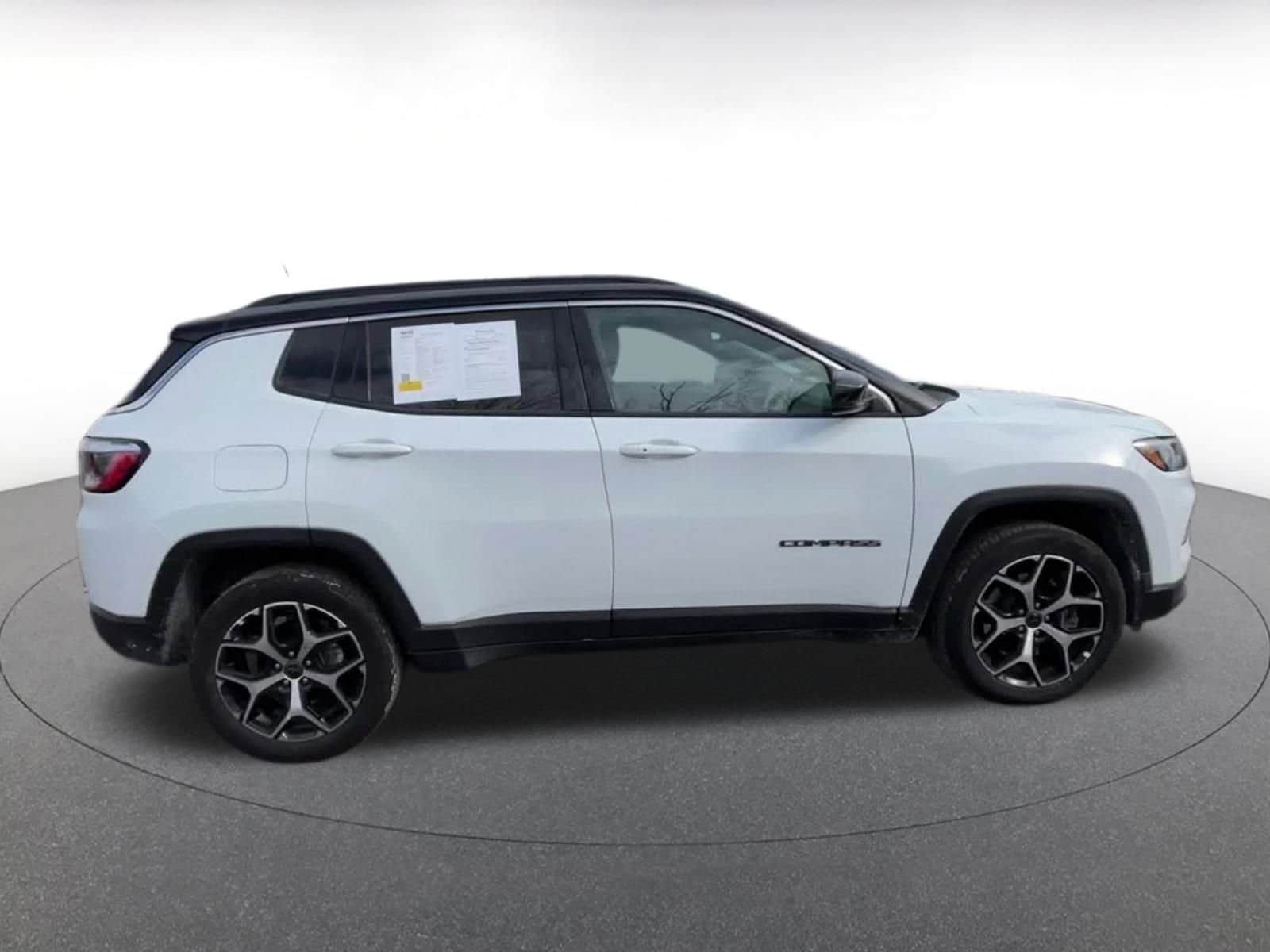 Thumbnail: 2025 Jeep Compass - 16