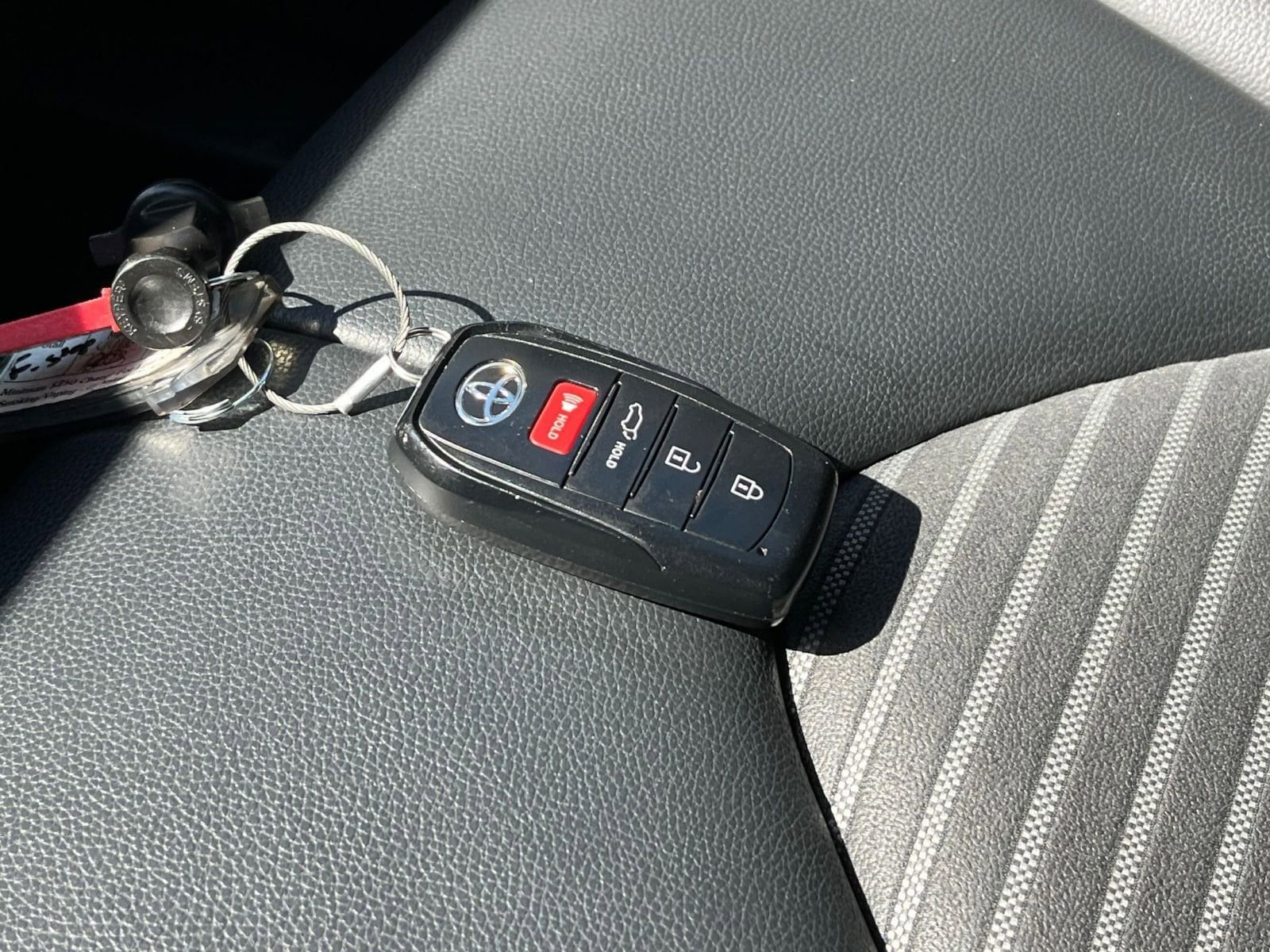 Thumbnail: 2024 Toyota Highlander - 21