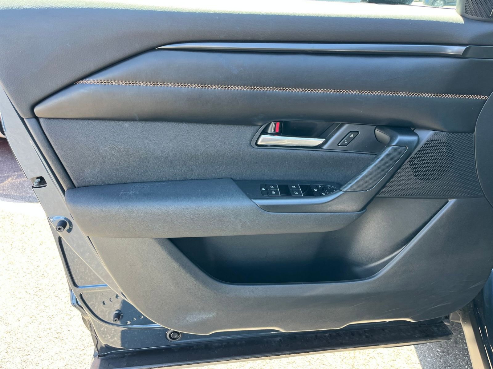 Thumbnail: 2025 Mazda CX-50 - 18