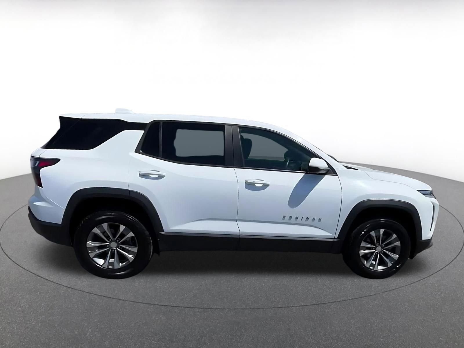 Thumbnail: 2025 Chevrolet Equinox - 16
