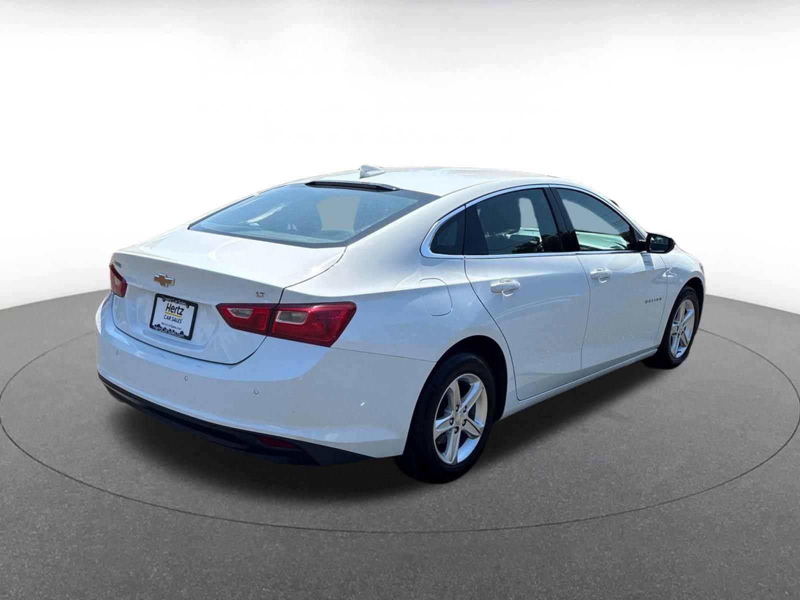 Thumbnail: 2023 Chevrolet Malibu - 7