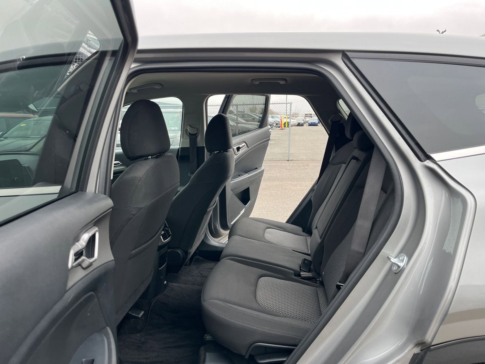 Thumbnail: 2025 Kia Sportage - 24