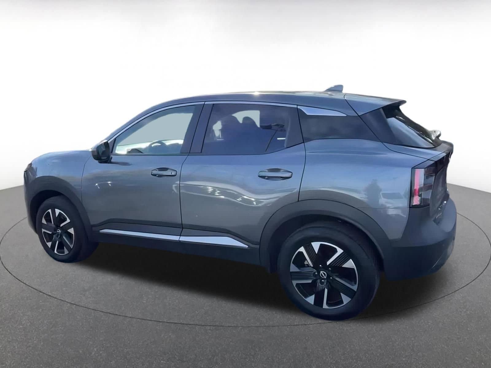Thumbnail: 2025 Nissan Kicks - 11