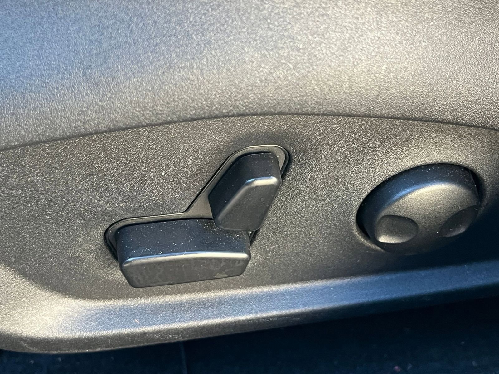 Thumbnail: 2025 Jeep Compass - 22