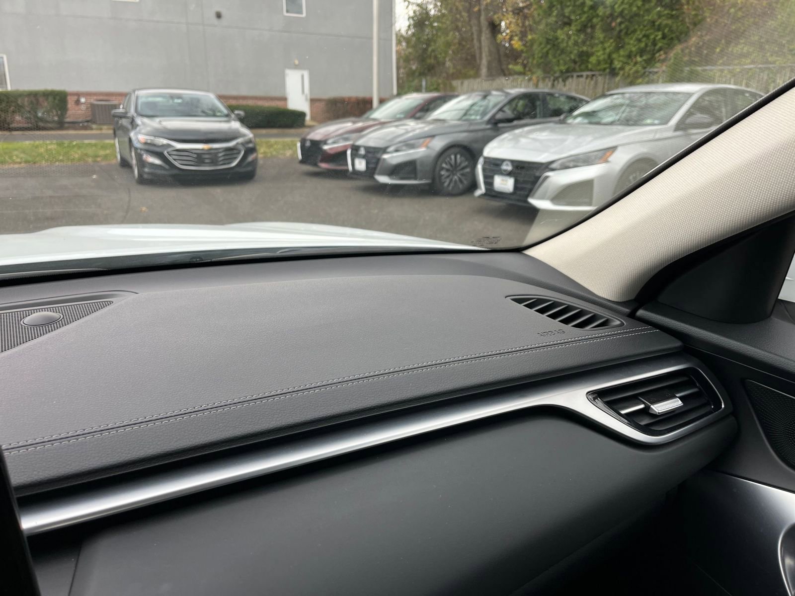 Thumbnail: 2025 Genesis G70 - 35