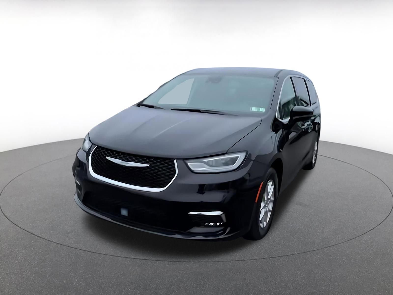 Thumbnail: 2024 Chrysler Pacifica - 7