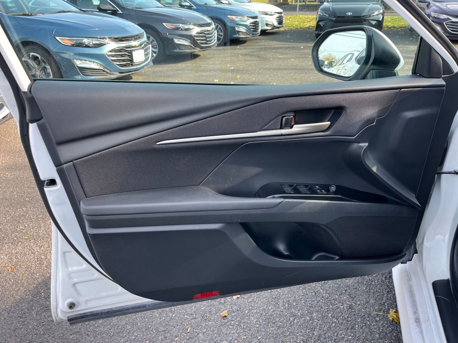 Thumbnail: 2025 Toyota Camry - 20