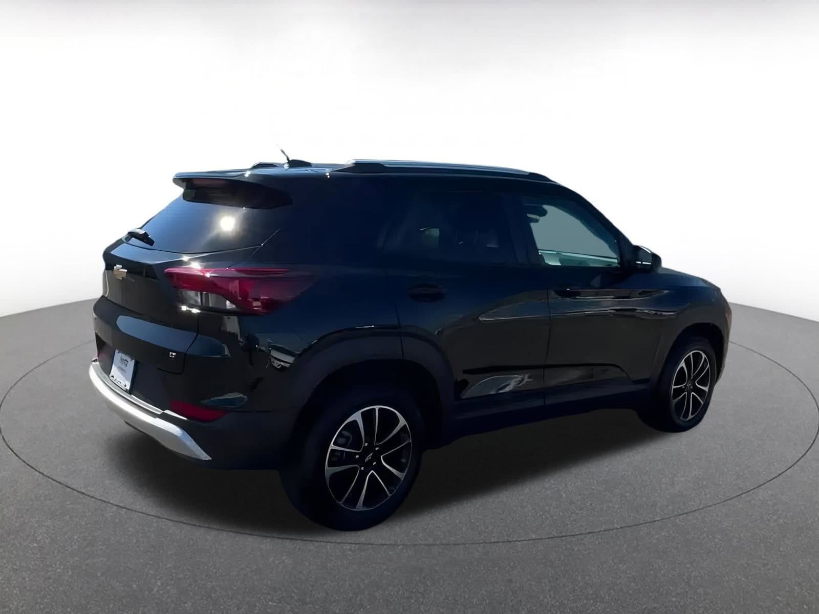 Thumbnail: 2025 Chevrolet TrailBlazer - 15