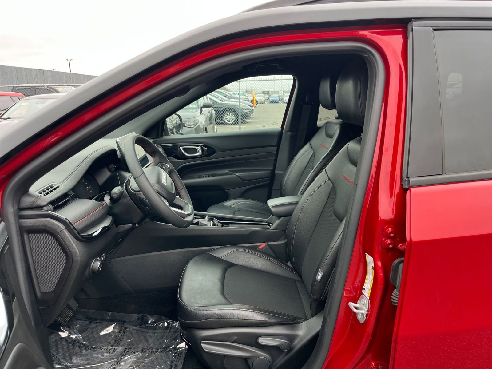 Thumbnail: 2025 Jeep Compass - 25