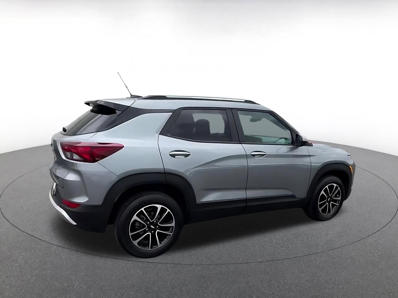 Thumbnail: 2025 Chevrolet TrailBlazer - 14