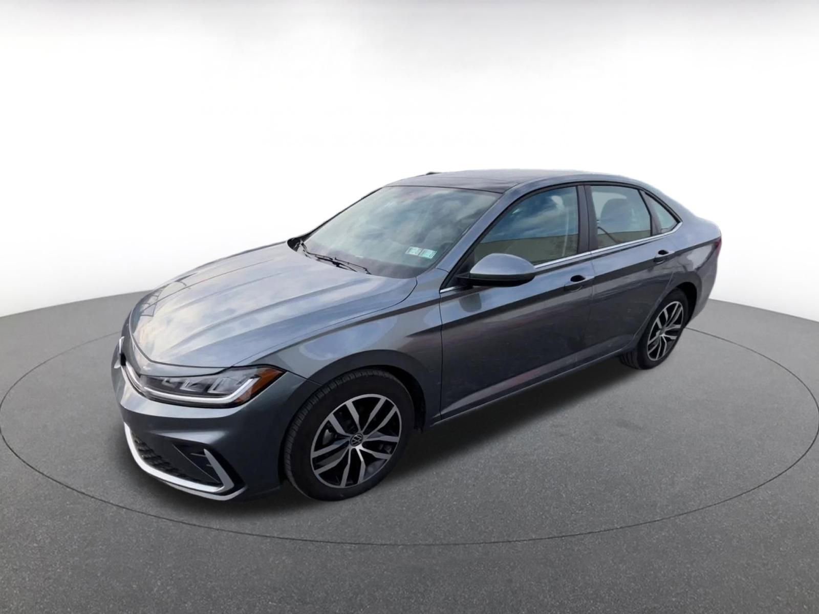 Thumbnail: 2025 Volkswagen Jetta - 8