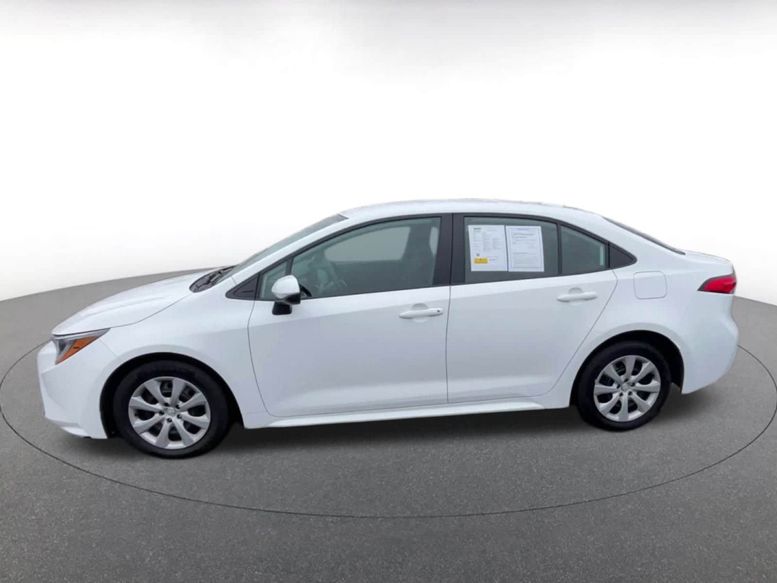 Thumbnail: 2024 Toyota Corolla - 9