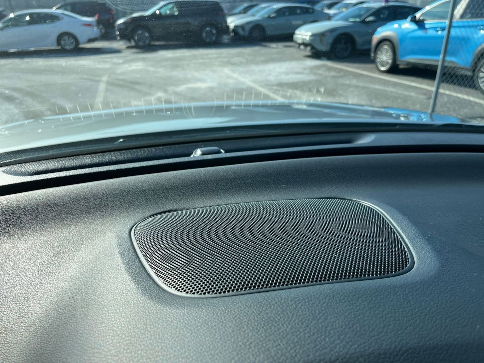 Thumbnail: 2025 Kia Soul - 18