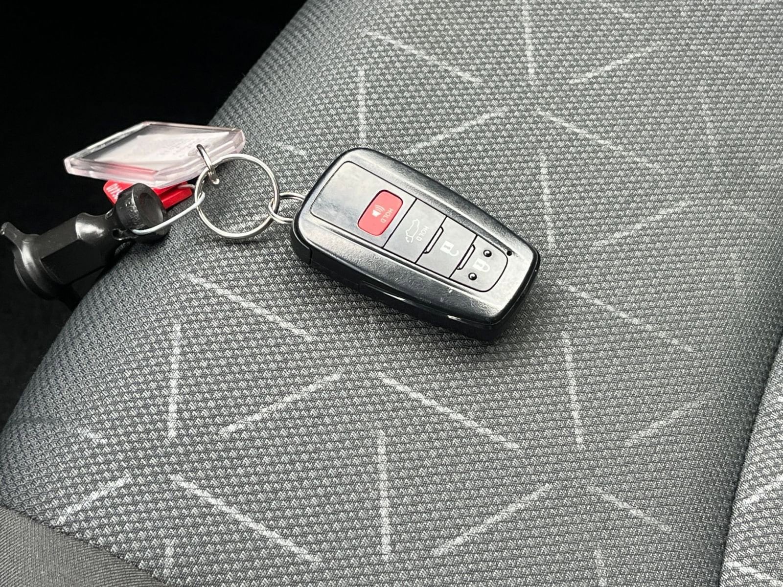 Thumbnail: 2025 Toyota RAV4 - 22