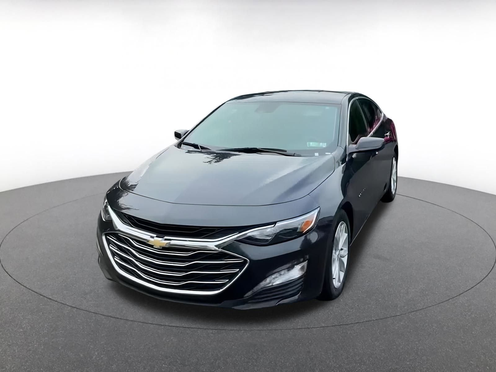 Thumbnail: 2023 Chevrolet Malibu - 5