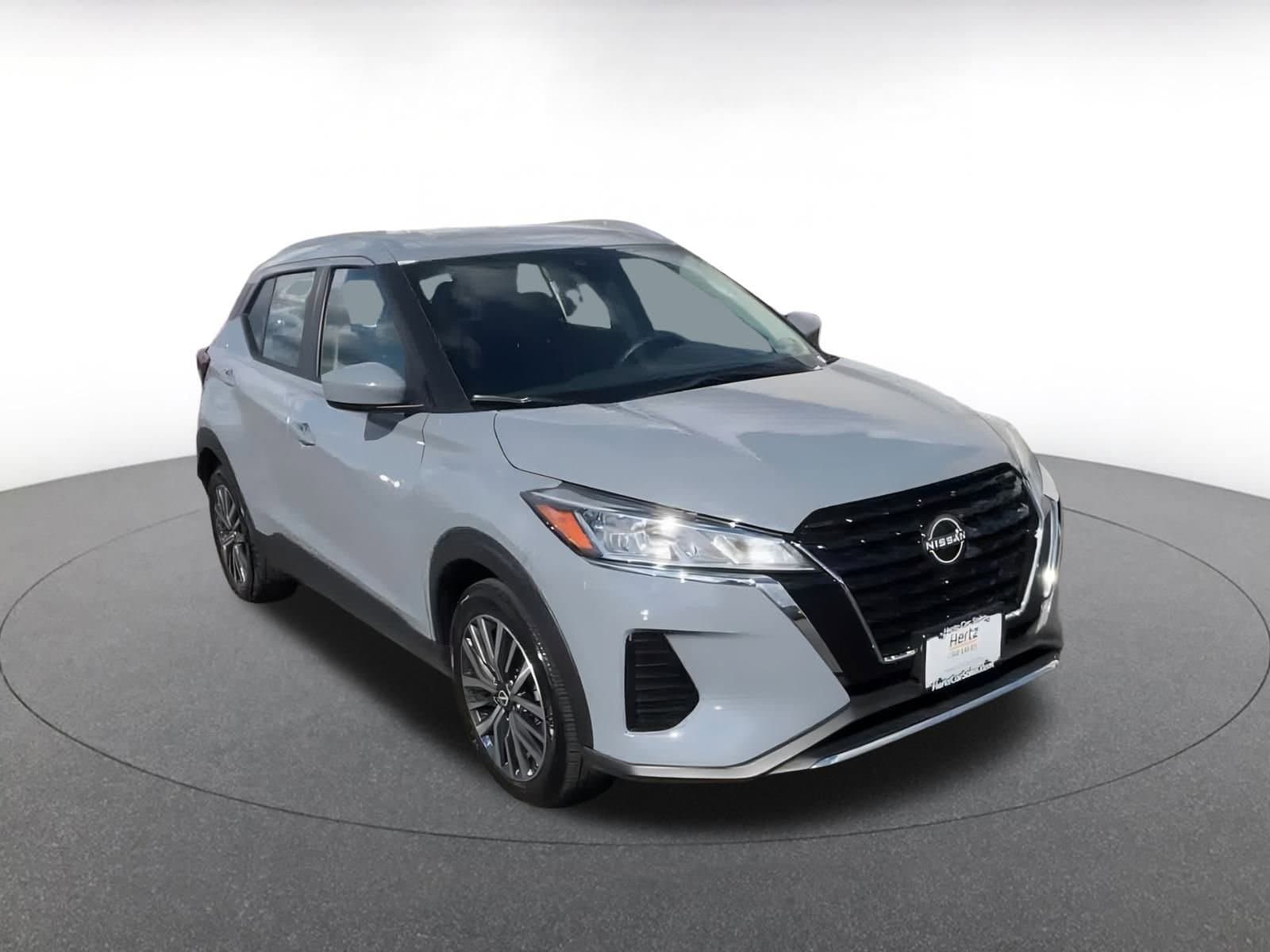 Thumbnail: 2024 Nissan Kicks - 3